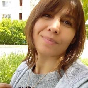 Девушки в Казани (Татарстан): Регина Аликовна, 44 - ищет парня из Казани (Татарстан)