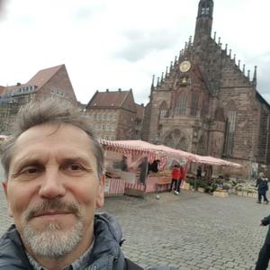 Парни в Варшаве: Martin, 49 - ищет девушку из Варшавы