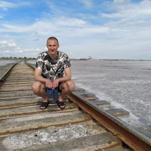 Парни в Омске: Дмитрий, 27 - ищет девушку из Омска
