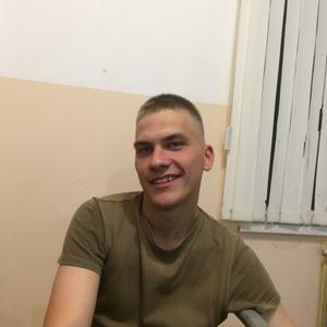 Парни в Серпухове: Miron, 21 - ищет девушку из Серпухова
