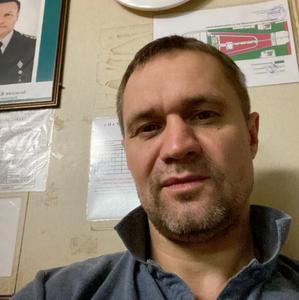 Илья, 45 лет, Мурманск