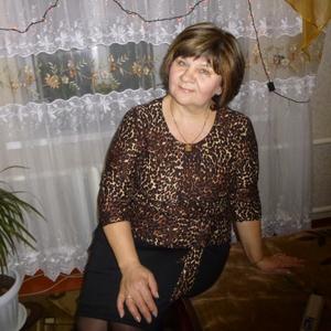 Девушки в Таганроге: Антонина, 66 - ищет парня из Таганрога