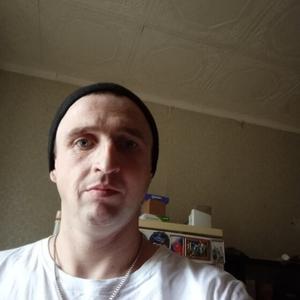Парни в Весьегонске: Иван, 33 - ищет девушку из Весьегонска