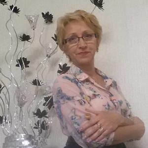 Девушки в Арсеньеве: Татьяна Белоусова, 64 - ищет парня из Арсеньева