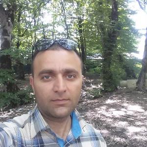 Парни в Баку: Baxtiyar Rahimov, 44 - ищет девушку из Баку