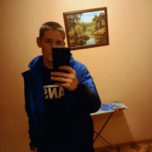 Василий, 23 года, Саратов