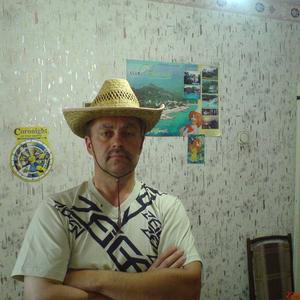 Парни в Набережные Челны: Дмитрий, 60 - ищет девушку из Набережные Челны