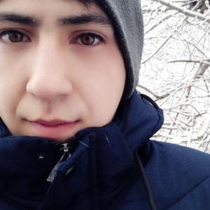 Maksim, 23 года, Ташкент