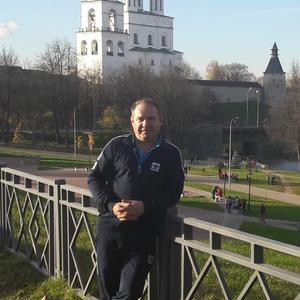 Парни в Смоленске: Геннадий, 54 - ищет девушку из Смоленска