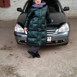 Девушки в Перми: Марина Пичкалёва, 66 - ищет парня из Перми