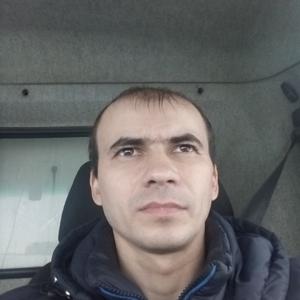 Парни в Шахты: Иван, 39 - ищет девушку из Шахты