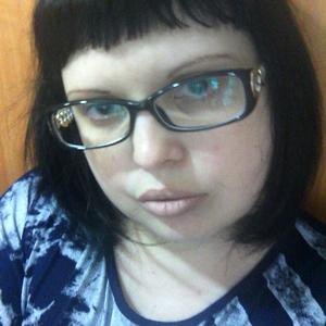 Девушки в Волгодонске: Анна, 38 - ищет парня из Волгодонска