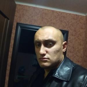 Парни в Саратове: Евгений Пятаев, 30 - ищет девушку из Саратова