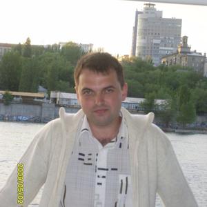 Парни в Алатыре (Чувашия): Владимир Васильев, 43 - ищет девушку из Алатыря (Чувашия)