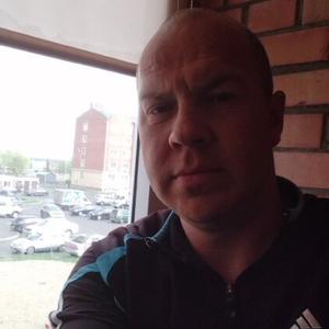 Парни в Омске: Александр Белов, 39 - ищет девушку из Омска