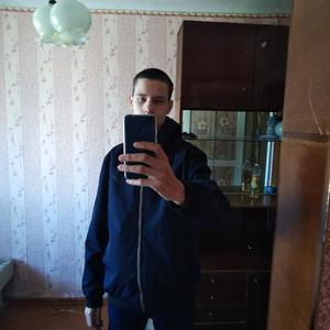Парни в Шадринске: Павел, 24 - ищет девушку из Шадринска