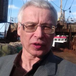 Парни в Мурманске: Игорь, 52 - ищет девушку из Мурманска