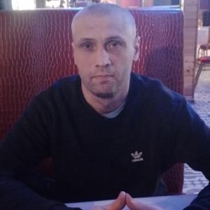 Парни в Череповце: Дмитрий, 43 - ищет девушку из Череповца