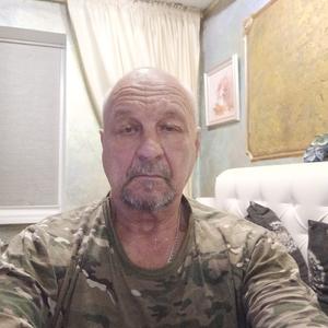 Валерий, 67 лет, Саратов