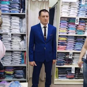 Парни в Саратове: Алексей, 47 - ищет девушку из Саратова