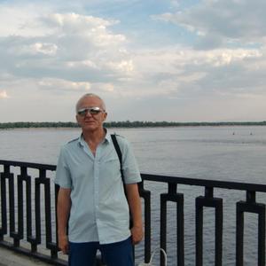 Парни в Волгограде: Albert Maslovskiy, 65 - ищет девушку из Волгограда