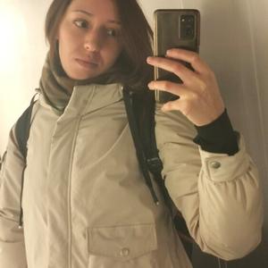 Девушки в Санкт-Петербурге: Meryem, 30 - ищет парня из Санкт-Петербурга