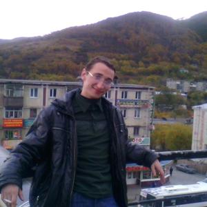 Парни в Петропавловске-Камчатском: Евгений, 36 - ищет девушку из Петропавловска-Камчатского