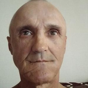 Валентин, 60 лет, Саратов