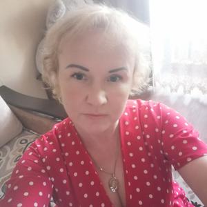 Девушки в Уфе (Башкортостан): Ирина, 47 - ищет парня из Уфы (Башкортостан)
