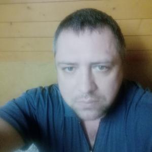 Парни в Северске: Андрей, 41 - ищет девушку из Северска