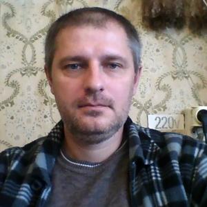Парни в Новомосковске: Сергей, 46 - ищет девушку из Новомосковска