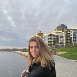 Полина, 27 лет, Казань