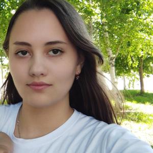 Девушки в Ставрополе: Ольга, 22 - ищет парня из Ставрополя