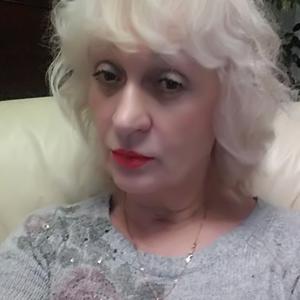 Людмила, 65 лет, Калининград