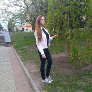 Девушки в Харькове: Анна, 24 - ищет парня из Харькова