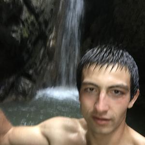 Кальци Гагиев, 24 года, Владикавказ