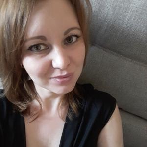 Девушки в Новокузнецке: Татьяна, 46 - ищет парня из Новокузнецка