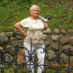 Девушки в Калининграде: Галина, 69 - ищет парня из Калининграда