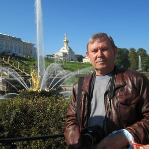 Парни в Новосибирске: Валерий, 77 - ищет девушку из Новосибирска
