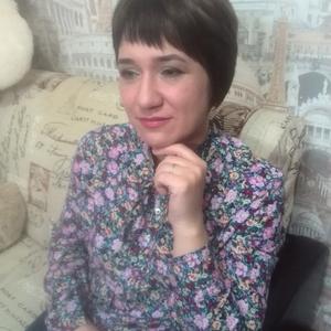 Девушки в Нижний Новгороде: Елена Кравченко, 49 - ищет парня из Нижний Новгорода