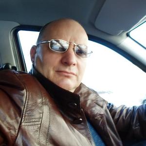 Парни в Старый Осколе: Андрей Прокопов, 59 - ищет девушку из Старый Оскола