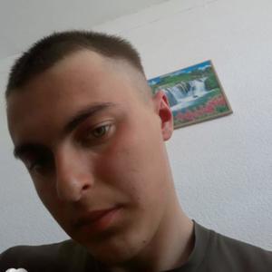 Парни в Саратове: Алексей, 23 - ищет девушку из Саратова