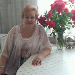 Алена, 64 года, Тюмень