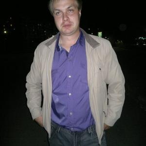 Парни в Саяногорске: Виталий, 35 - ищет девушку из Саяногорска