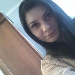 Девушки в Тольятти: Валентина, 35 - ищет парня из Тольятти