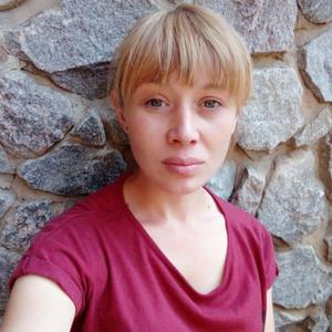 Девушки в Харькове: Таня, 36 - ищет парня из Харькова
