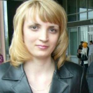 Девушки в Нерюнгри: Дарья, 37 - ищет парня из Нерюнгри