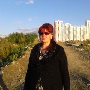 Девушки в Екатеринбурге: Наталья, 64 - ищет парня из Екатеринбурга