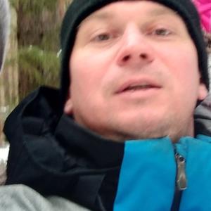 Парни в Нижний Тагиле: Сергей, 38 - ищет девушку из Нижний Тагила