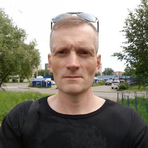 Парни в Ижевске: Константин, 45 - ищет девушку из Ижевска